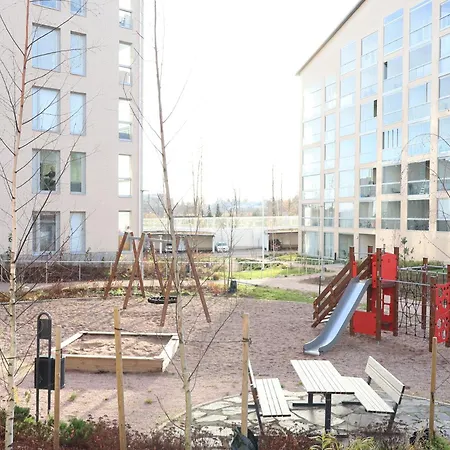 Modern 2-Bedroom Apartment With Sauna, Forest View & Parking *