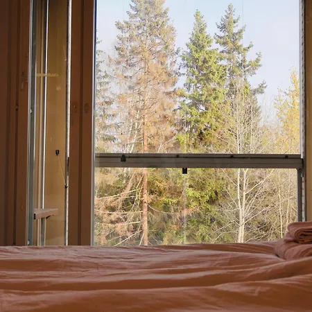 Kapselhotel Modern 2-Bedroom Apartment With Sauna, Forest View & Parking