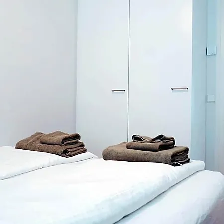 Modern 2-bedroom With Sauna, Forest View & Parking Капсульный отель *