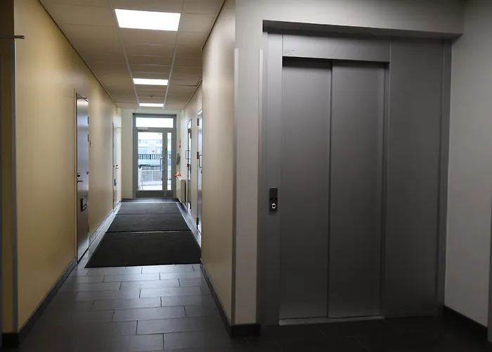 Hotel Cápsula Dwellings With Sauna, Parking *